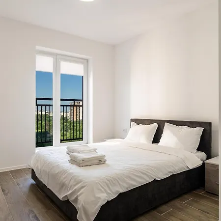Apartment Downtown W Jacuzzi&terrace Parkview V3 Bucharest