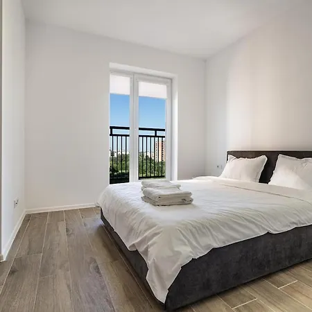 Downtown W Jacuzzi&terrace Parkview V3